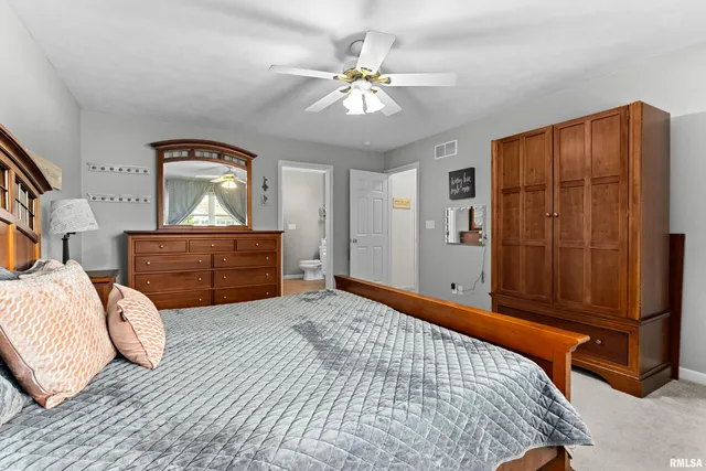 $399,900 | 13628 North Wild Spruce Lane, Chillicothe, IL 61523