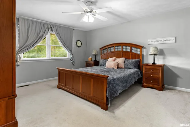 $399,900 | 13628 North Wild Spruce Lane, Chillicothe, IL 61523