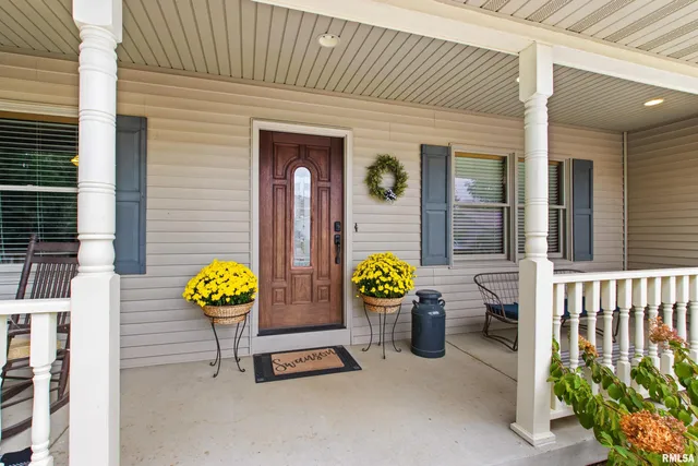 $399,900 | 13628 North Wild Spruce Lane, Chillicothe, IL 61523