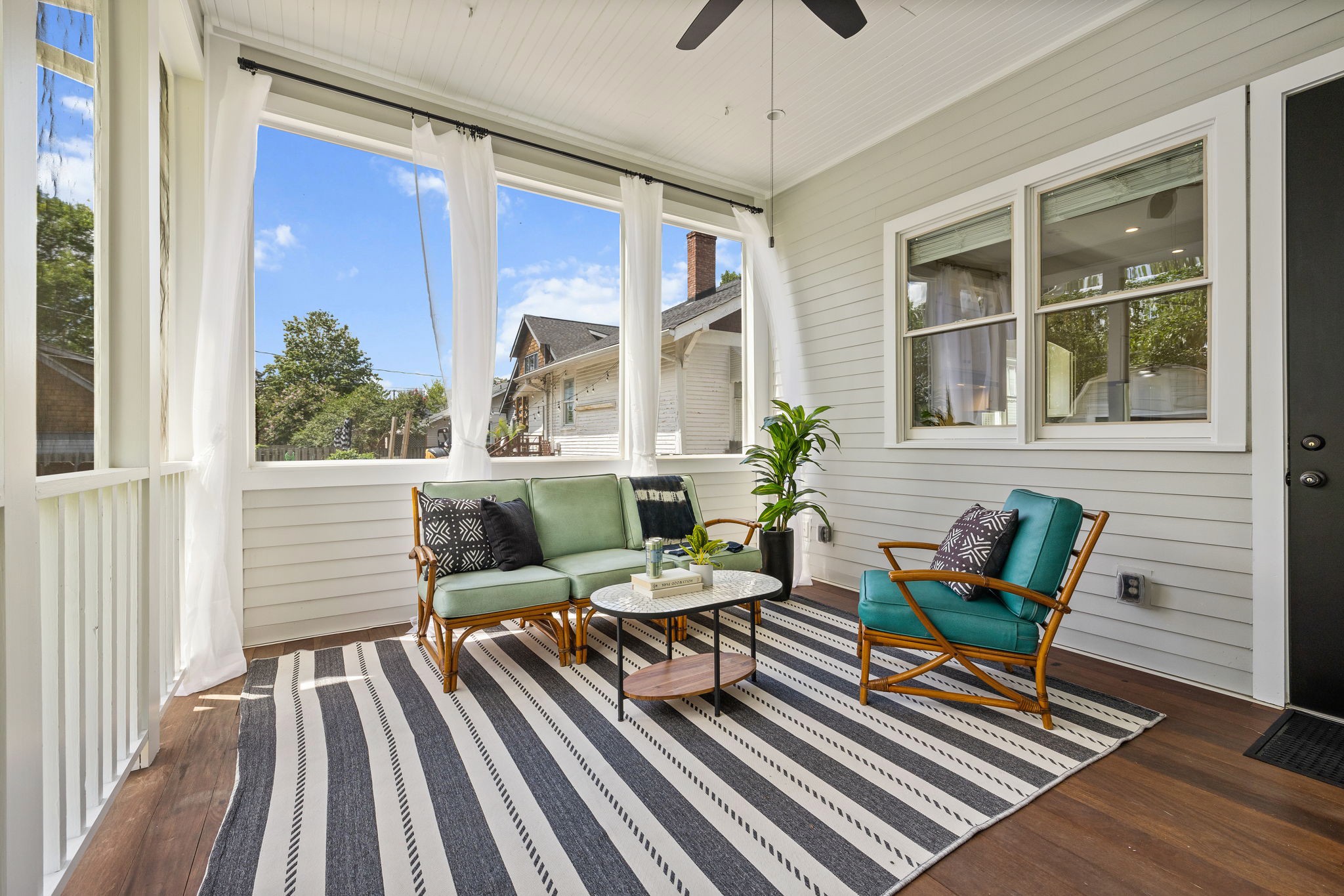 1412 Ordway Place Nashville, TN 37206 - Photo 63 of 70 a balcony with wooden floor and outdoor seating