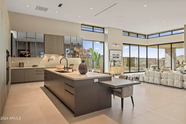 $5,499,000 | 2437 Wren Cv Way, Lake Havasu City, AZ 86406