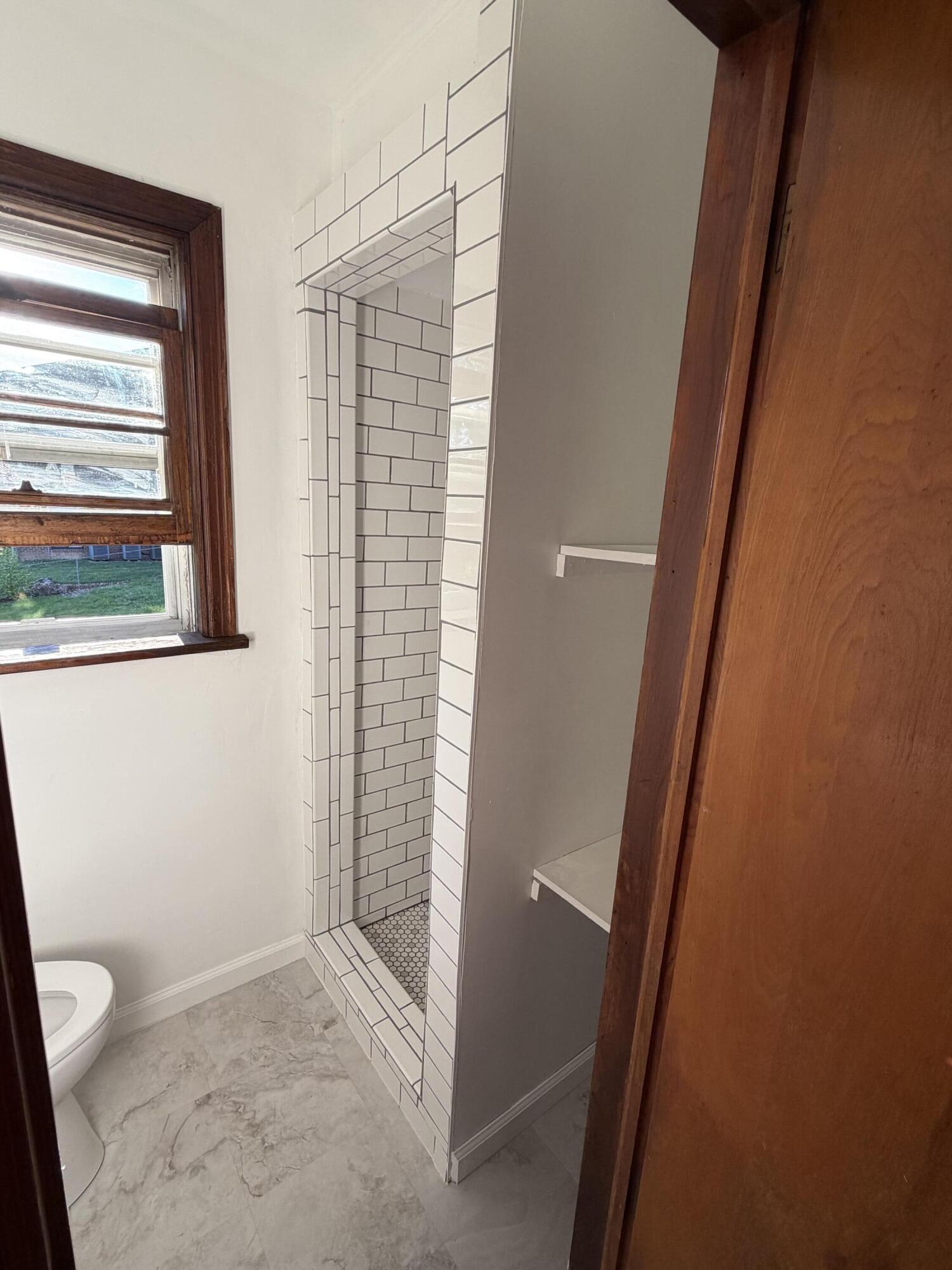 215 Barnett Road Northwest Salem, VA 24153 - Photo 11 of 15 IMG_1352