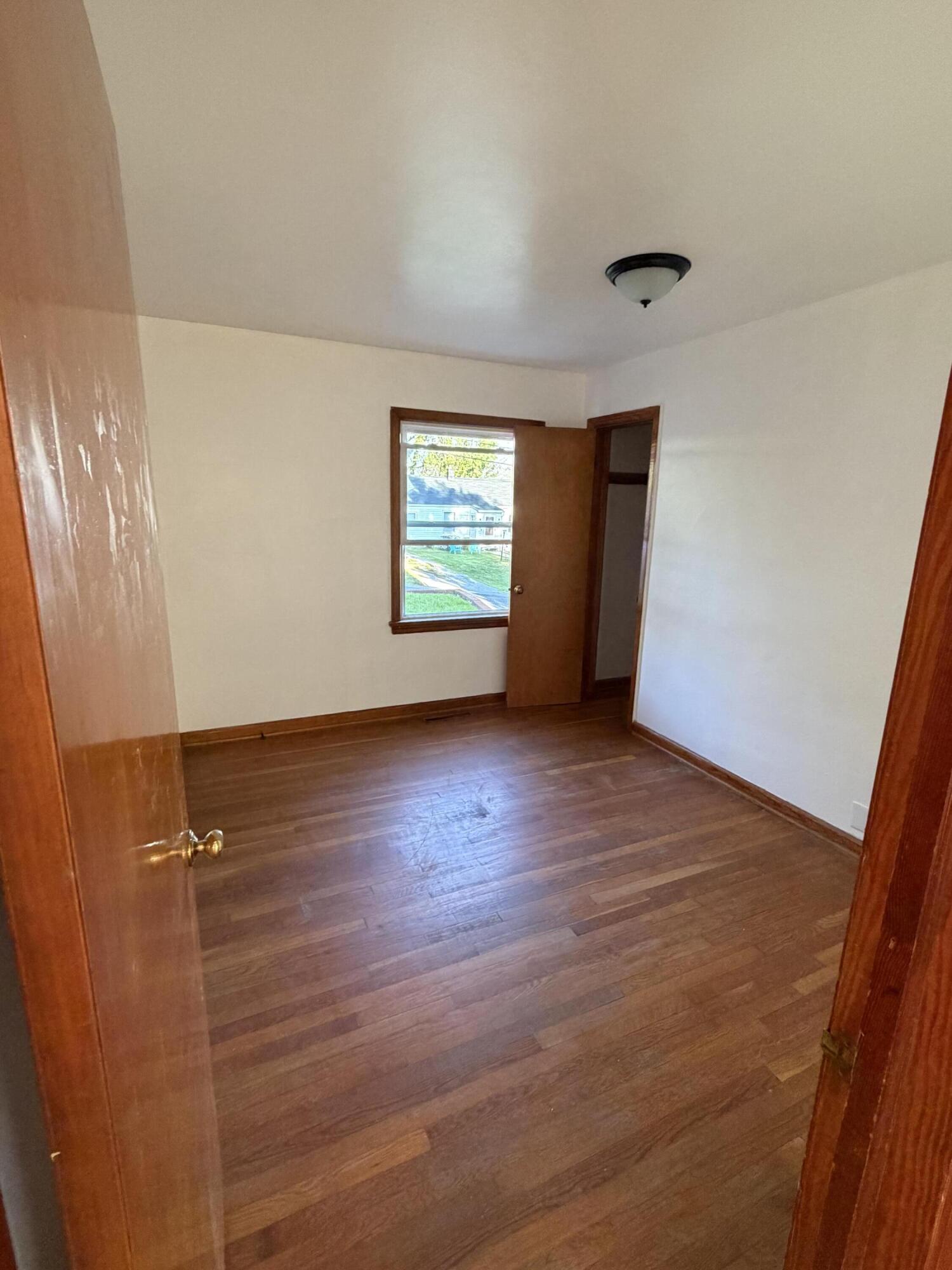 215 Barnett Road Northwest Salem, VA 24153 - Photo 8 of 15 IMG_1347