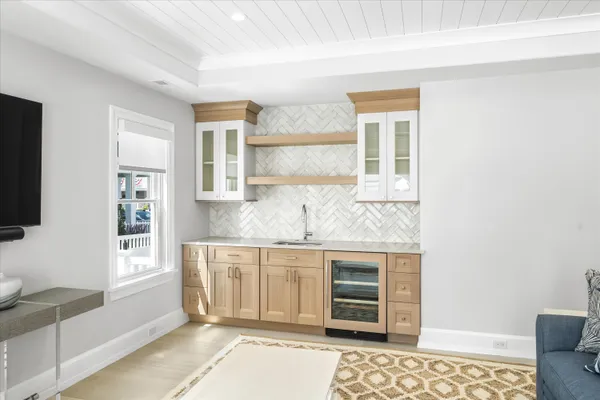 $7,295,000 | 207 120th Street, Stone Harbor, NJ 08247