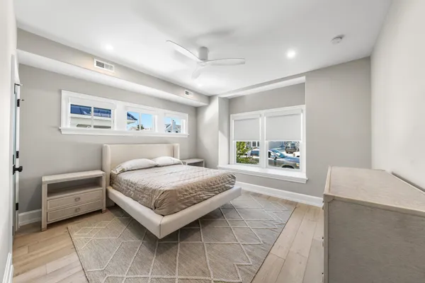 $7,295,000 | 207 120th Street, Stone Harbor, NJ 08247