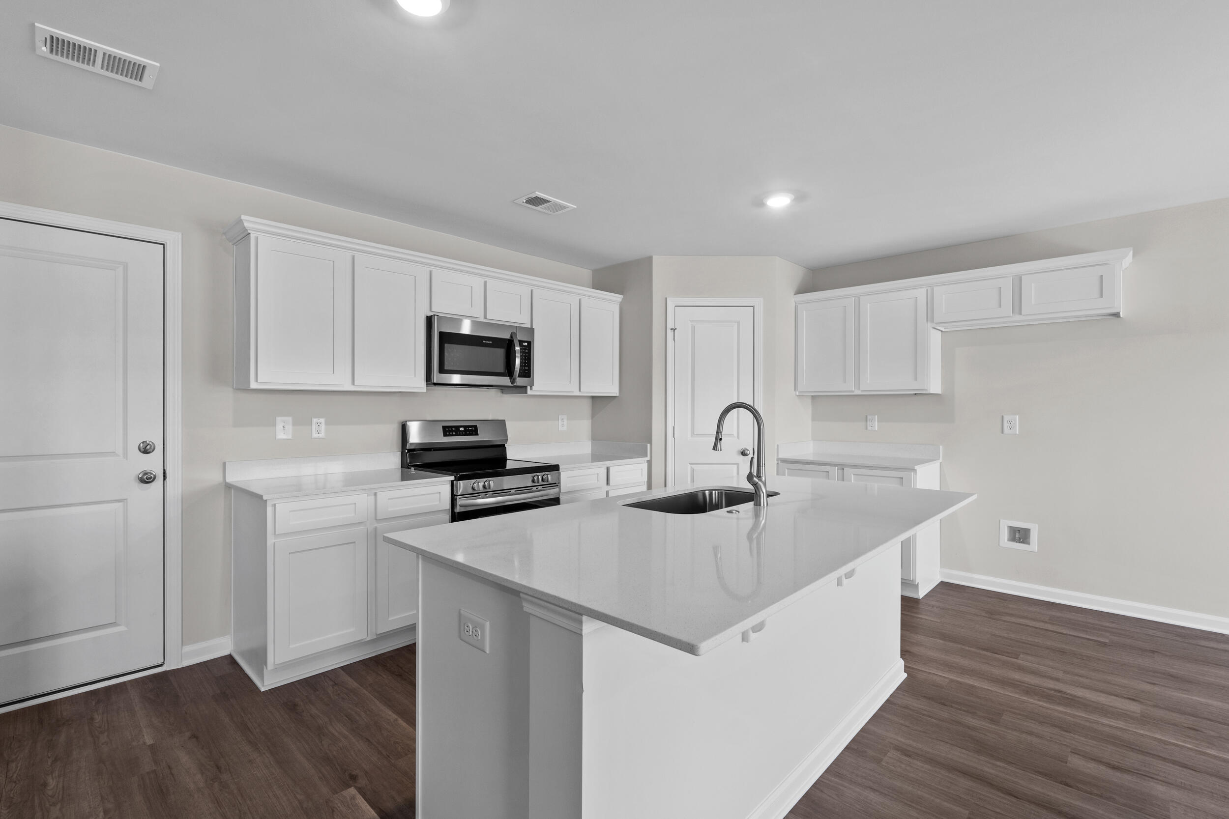 968 Silent Barge Cove Aiken, SC 29801 - Photo 11 of 30 11_dsc08458