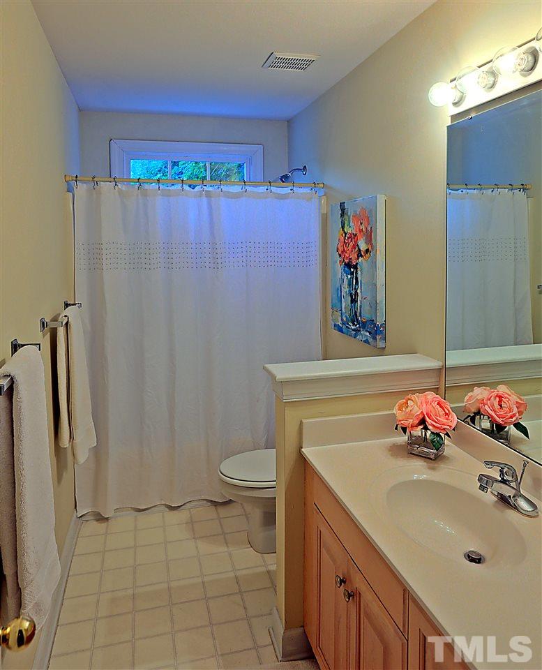 8413 Yucca Trail Raleigh, NC 27615 - Photo 14 of 24
