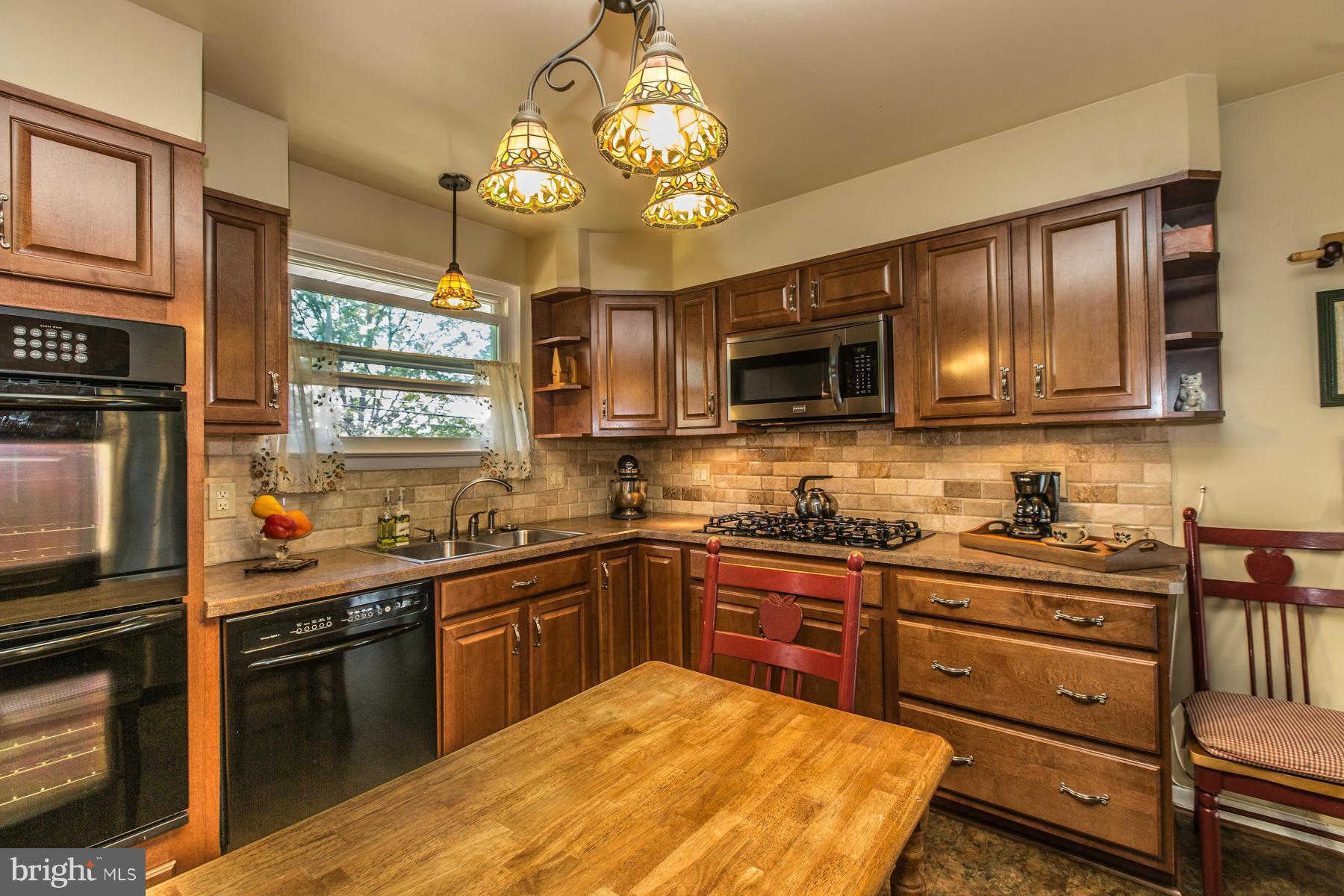 8624 Woodspring Road Randallstown, MD 21133 - Photo 8 of 28 Kitchen