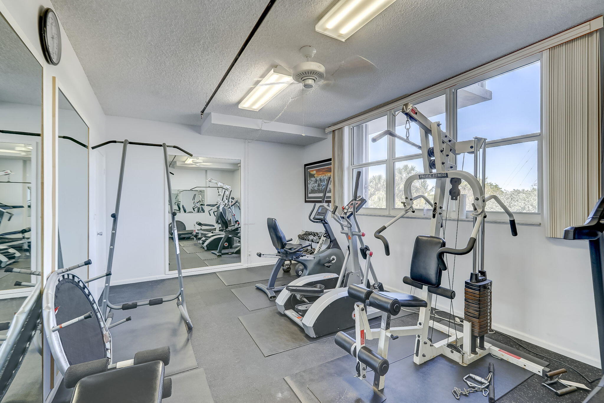 1505 North Riverside Drive, Unit 507 Pompano Beach, FL 33062 - Photo 33 of 39 57-web-or-mls-52-print-62_74_21