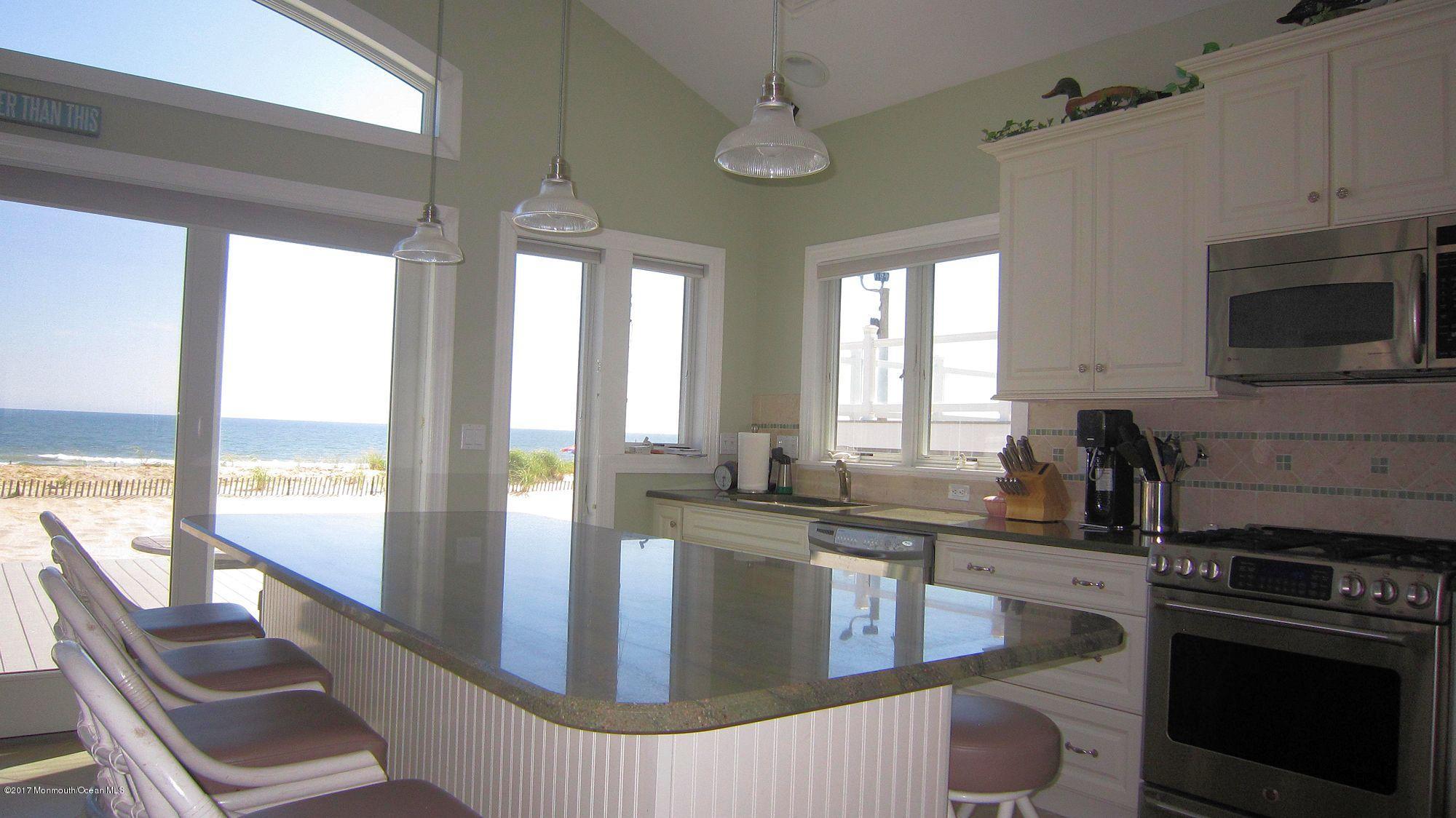 3260 Seaview Road Lavallette, NJ 08735 - Photo 4 of 15 Kitchen