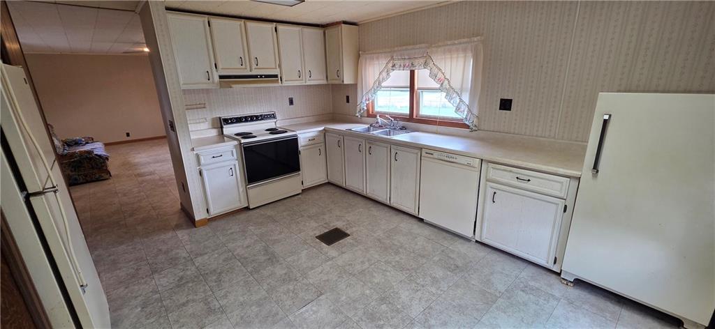 581 East Bakersville Edie Road Somerset, PA 15501 - Photo 7 of 23