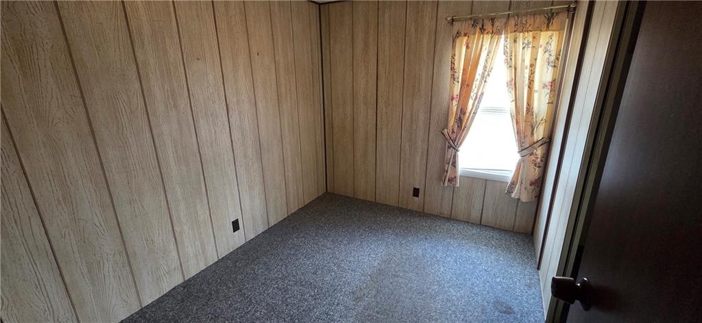 581 East Bakersville Edie Road Somerset, PA 15501 - Photo 9 of 23