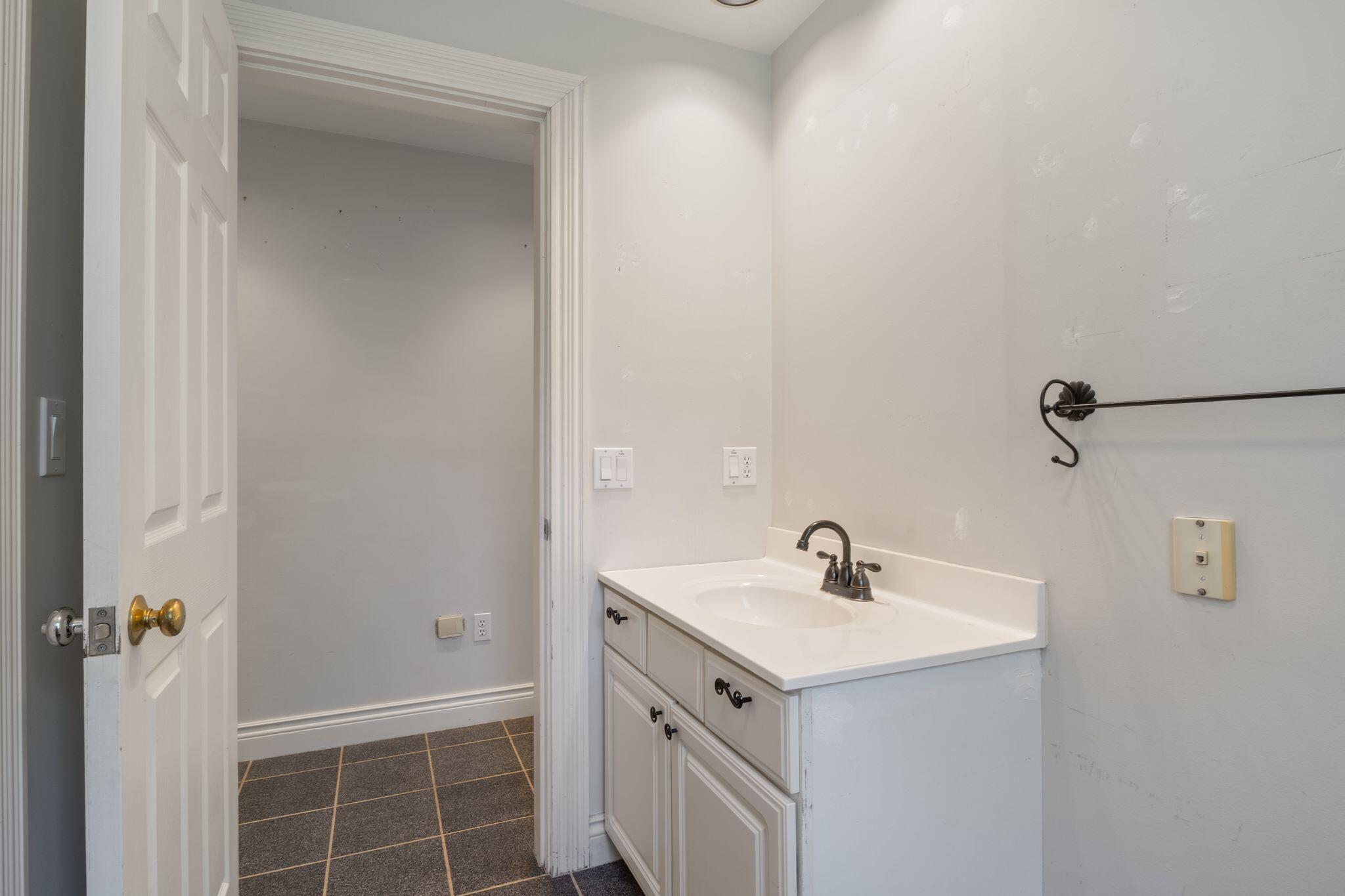 223 Spur Road Cornish, ME 04020 - Photo 19 of 51 1/2 Bath - 1st Floor
