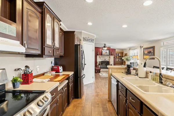 $725,000 | 541 Hidden Oaks Drive, Elgin, TX 78621