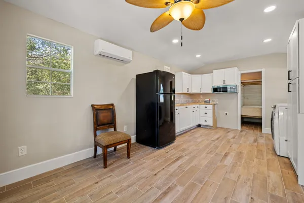 $725,000 | 541 Hidden Oaks Drive, Elgin, TX 78621