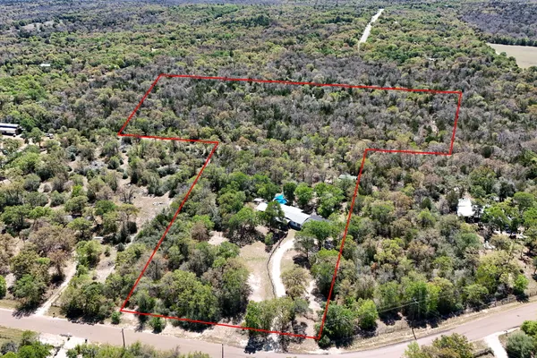 $725,000 | 541 Hidden Oaks Drive, Elgin, TX 78621