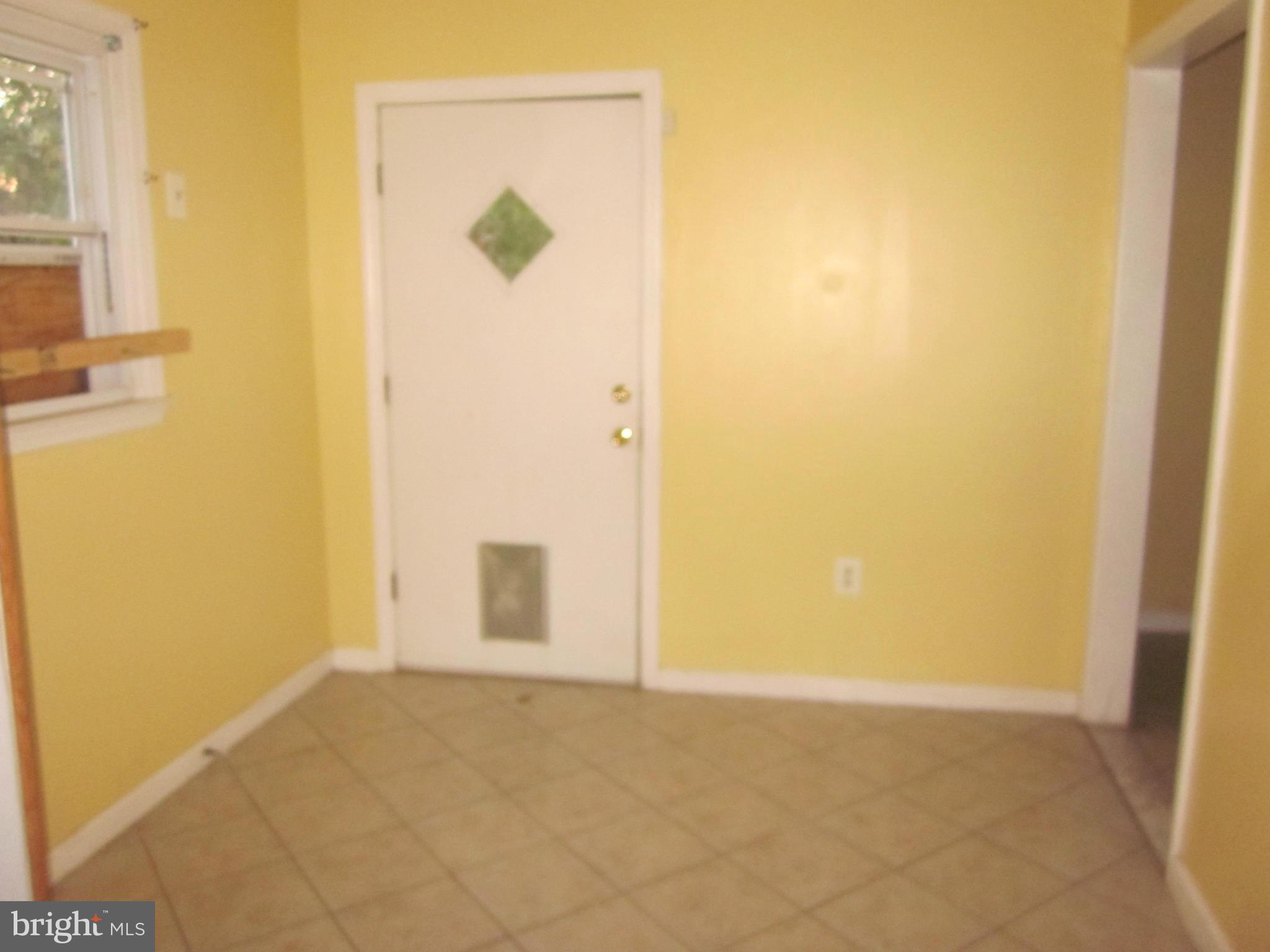 7766 Emerson Road Hyattsville, MD 20784 - Photo 10 of 12 Interior (General)