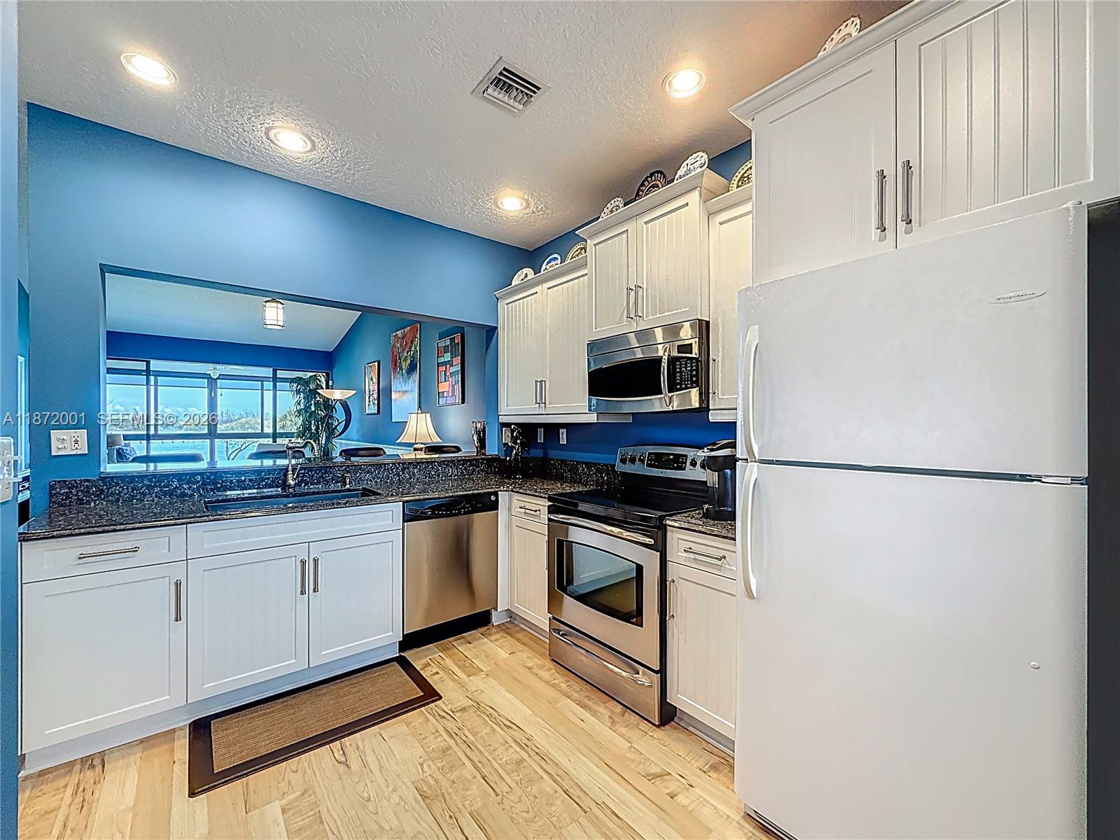 6082 Southeast Landing Way, Unit 11 Stuart, FL 34997 - Photo 36 of 57 Photo 36