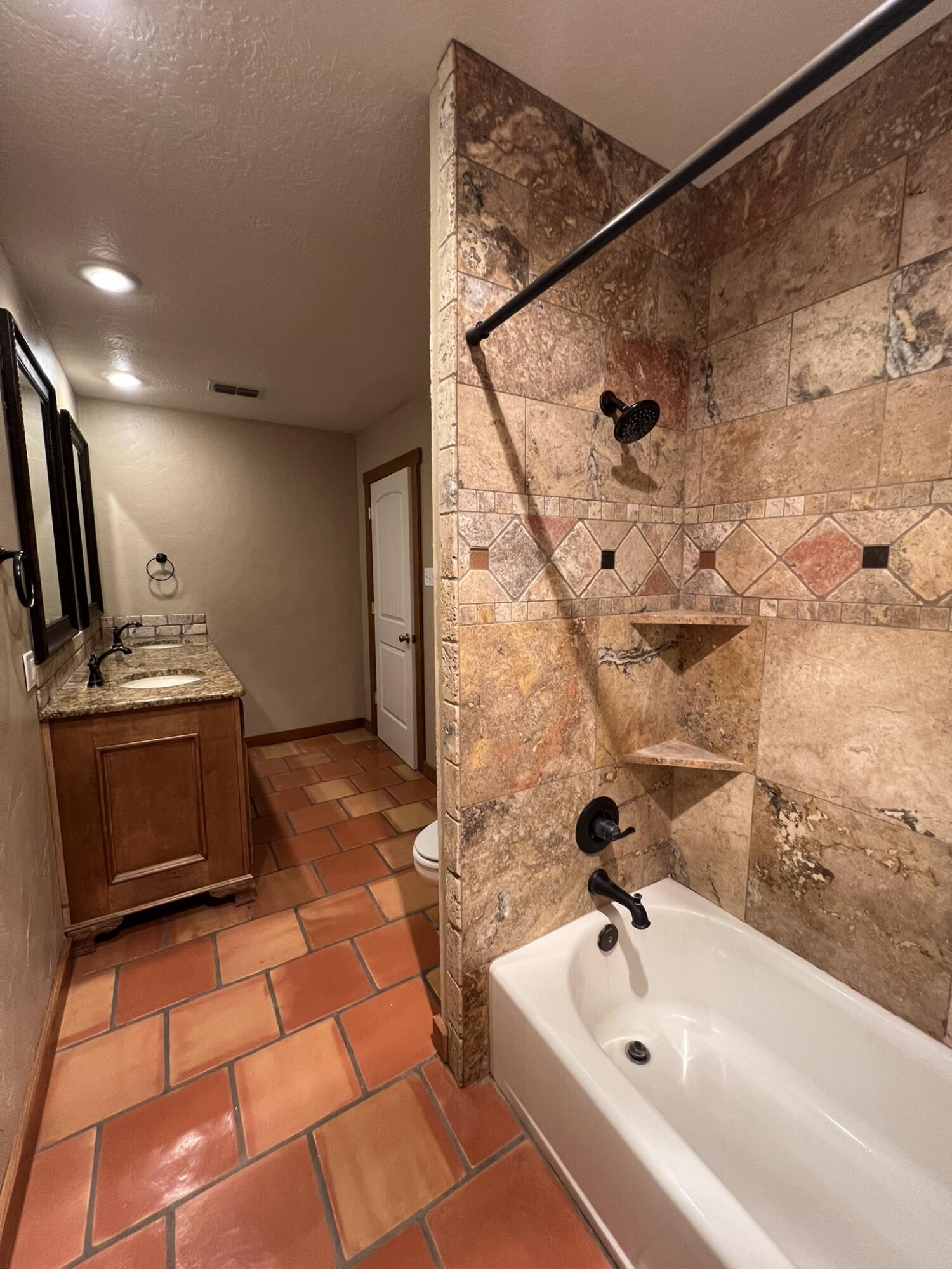 6515 15th Drive Lubbock, TX 79416 - Photo 16 of 27 IMG_0058