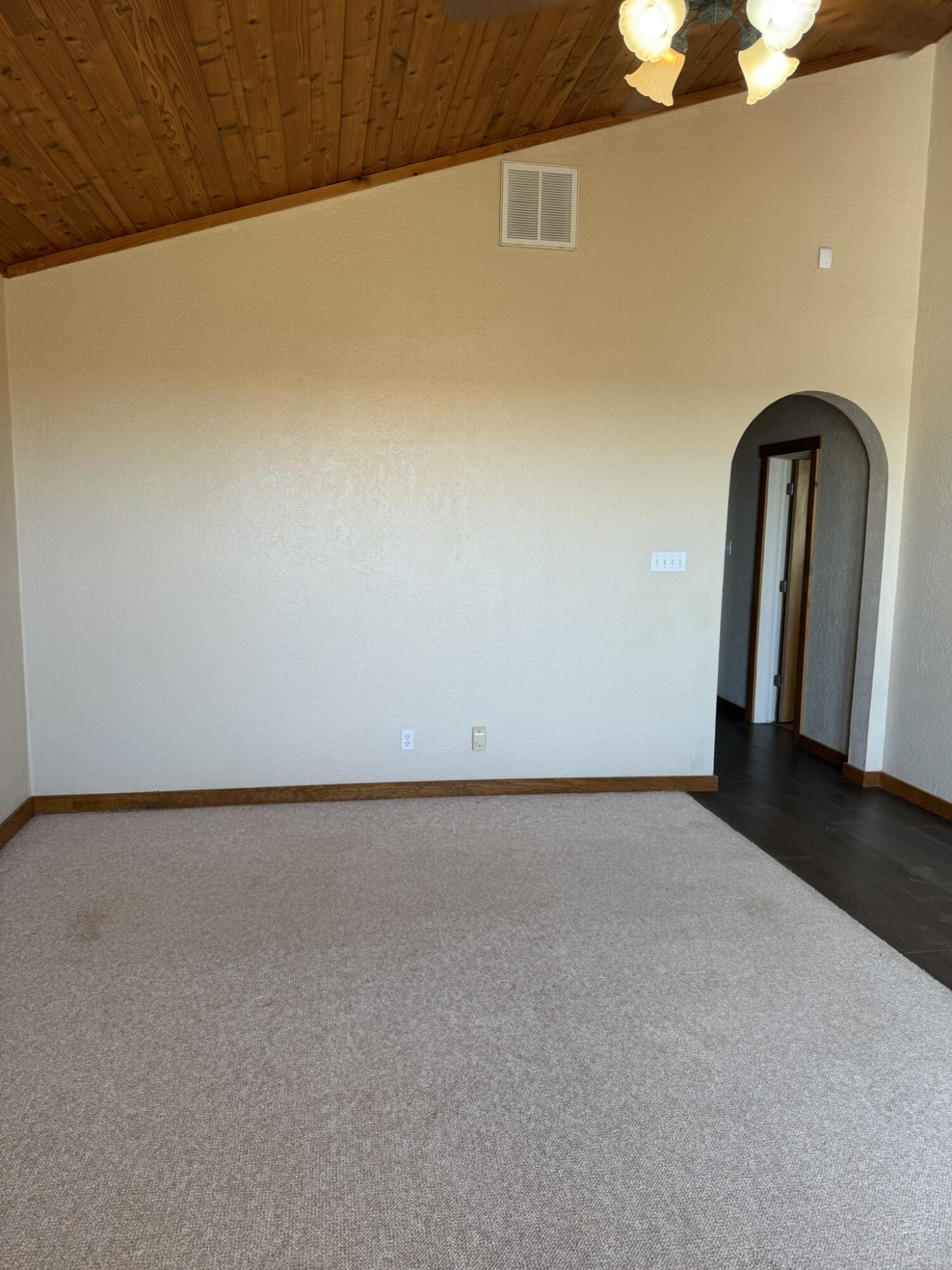 6515 15th Drive Lubbock, TX 79416 - Photo 10 of 27 IMG_4837