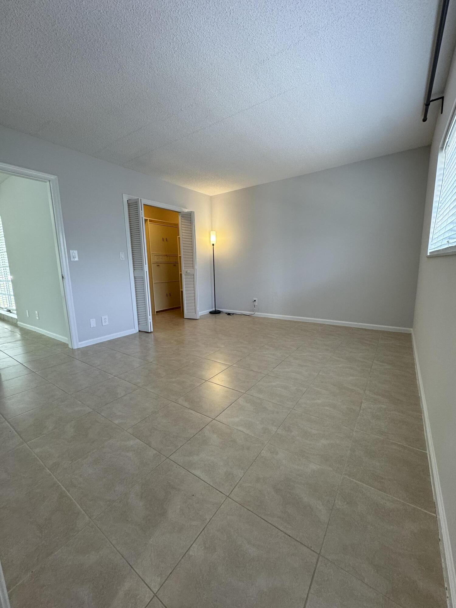 497 West Conference Drive Boca Raton, FL 33486 - Photo 6 of 25 IMG_7289