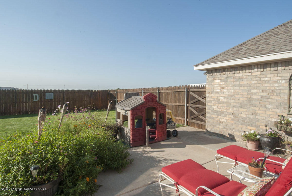 6919 Thunder Road Amarillo, TX 79119 - Photo 30 of 38 PATIO VIEW 3
