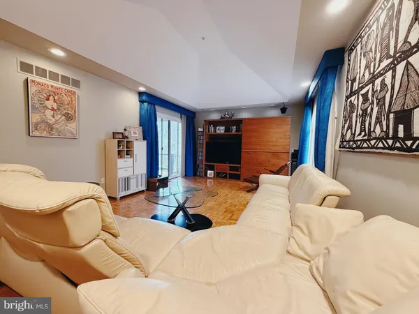 $5,500 | 1317 Mettler Road, Huntingdon Valley, PA 19006