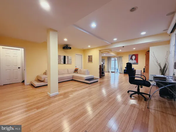 $5,500 | 1317 Mettler Road, Huntingdon Valley, PA 19006