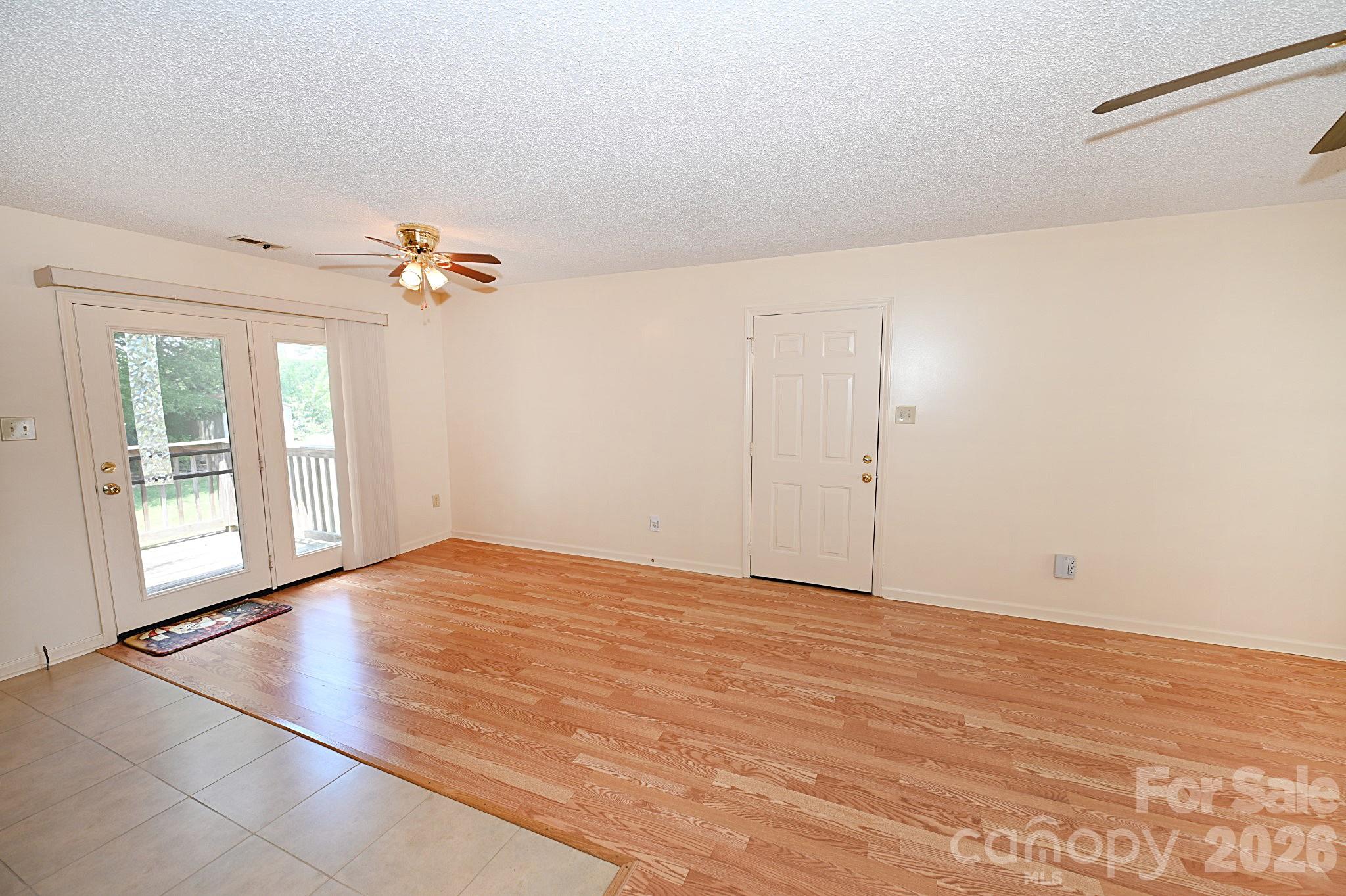 4445 Sulphur Springs Road Northeast Hickory, NC 28601 - Photo 13 of 34