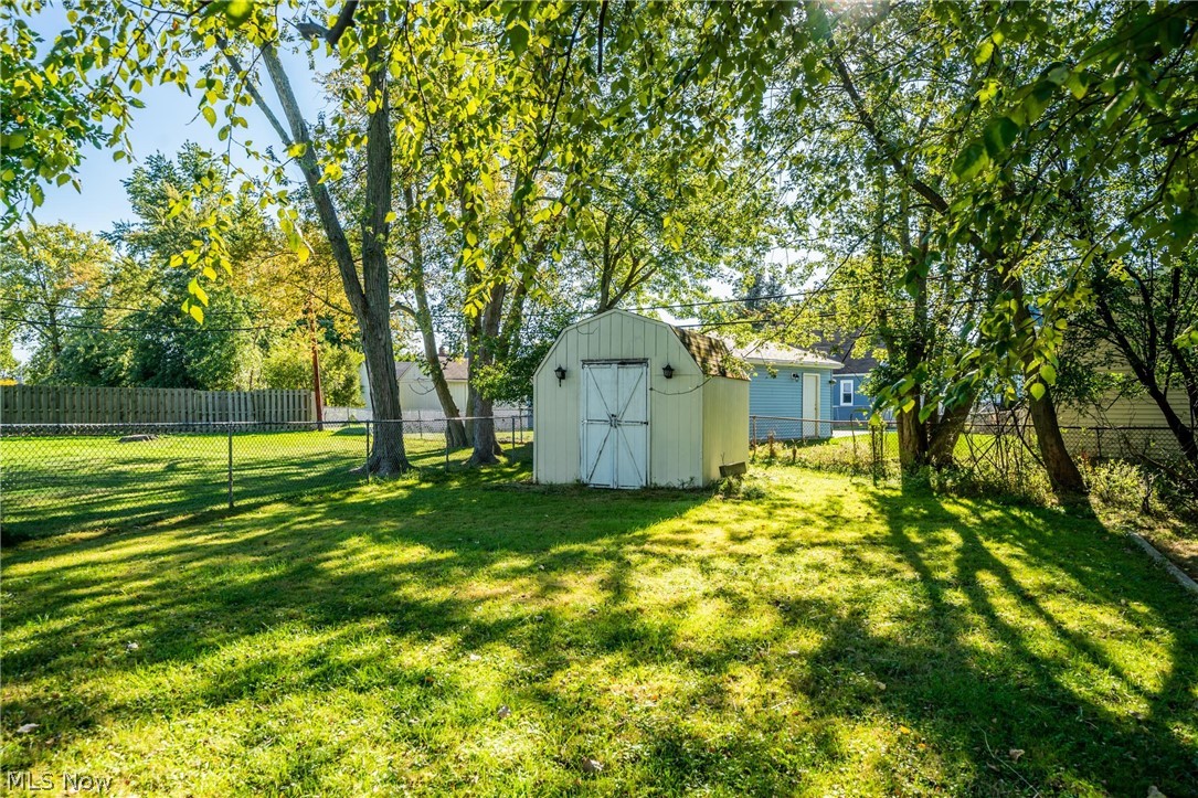 1408 Beaconfield Road Lyndhurst, OH 44124 - Photo 25 of 26