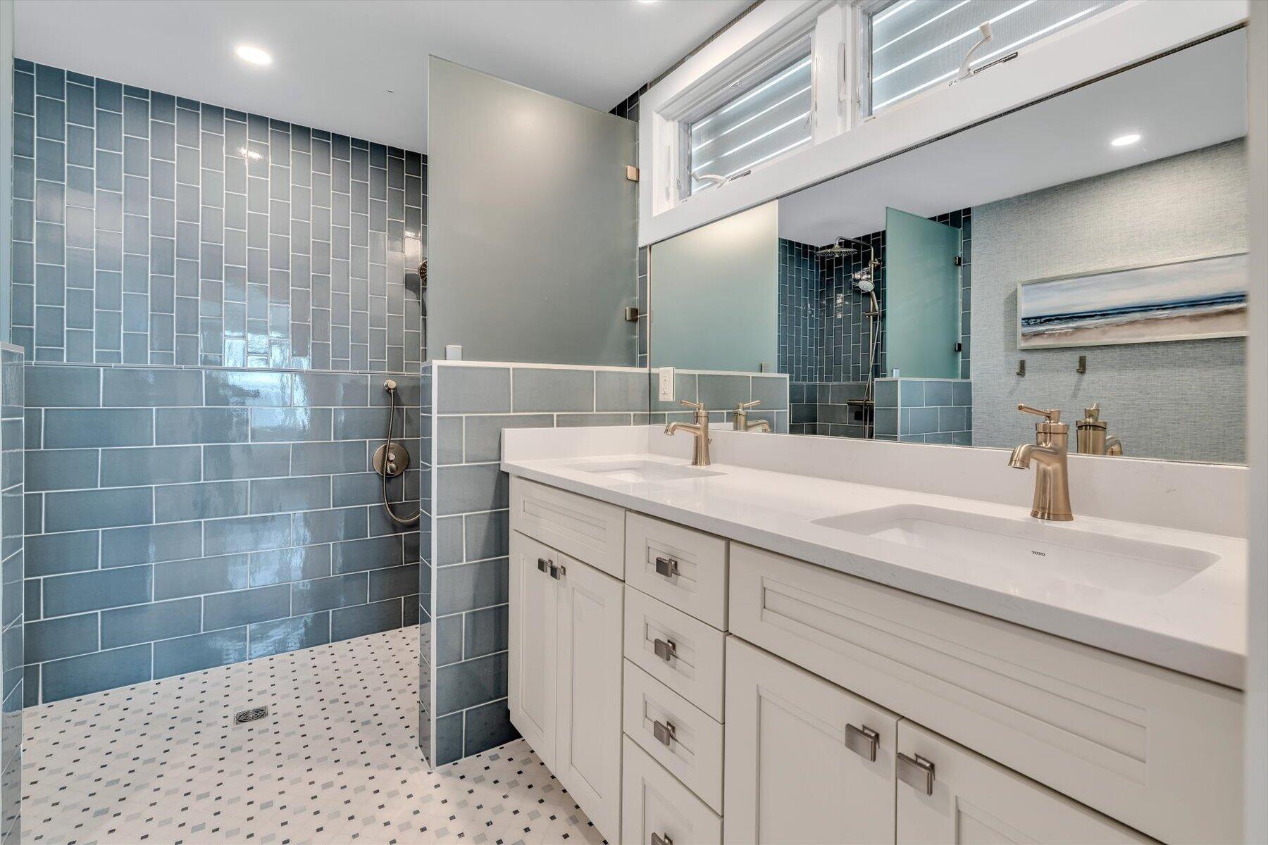 596 Shore Road, Unit 2 Truro, MA 02666 - Photo 34 of 48 77-IMGP7099