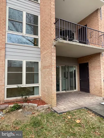 $179,900 | 2200 Greenery Lane, Unit 10123, Silver Spring, MD 20906