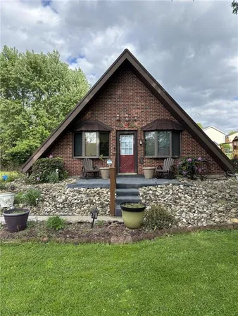 $135,000 | 188 Township Drive, Uniontown, PA 15401