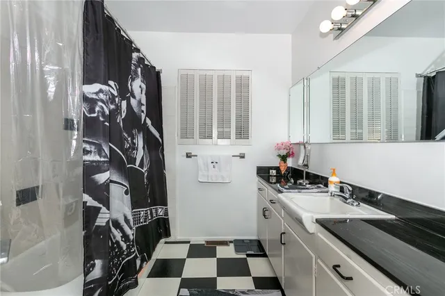 $1,299,900 | 1241 Corona Drive, Glendale, CA 91205