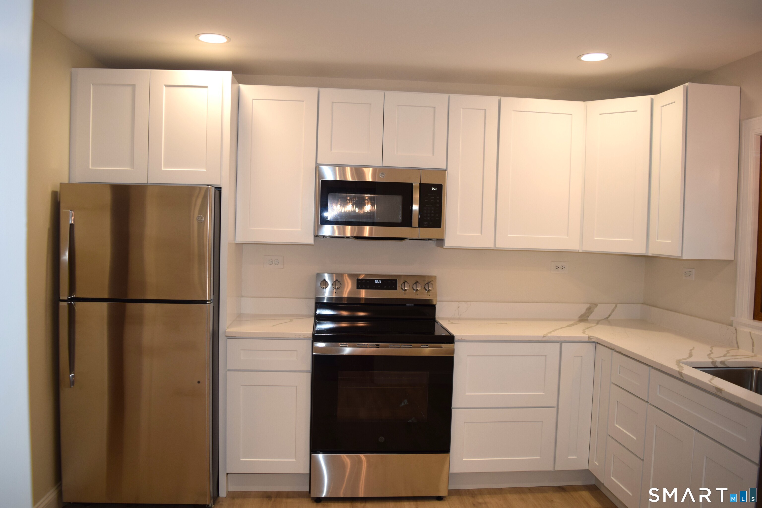 10 Meeting House Road Barkhamsted, CT 06063 - Photo 8 of 36