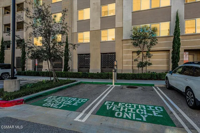 $759,999 | 2870 Wagon Wheel Road, Unit 203, Oxnard, CA 93036