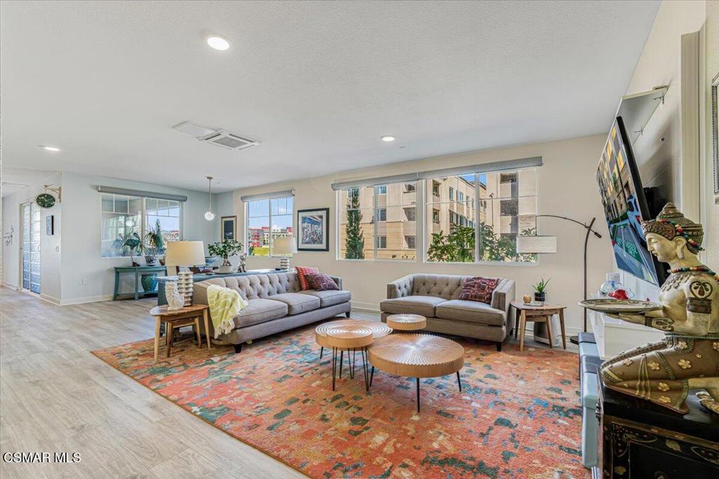 2870 Wagon Wheel Road, Unit 203 Oxnard, CA 93036 - Photo 6 of 72