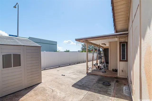 $950,000 | 94-1420 Kahuli Street, Waipahu, HI 96797