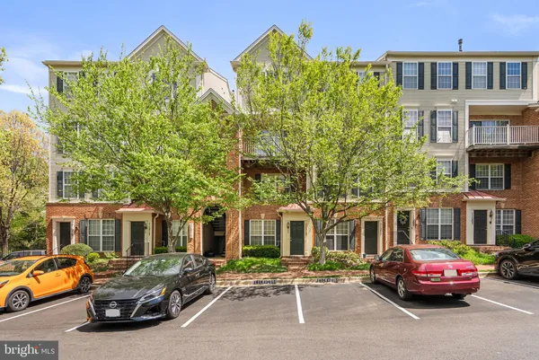 $2,800 | 11213 Edson Park Place, Unit 35, Rockville, MD 20852
