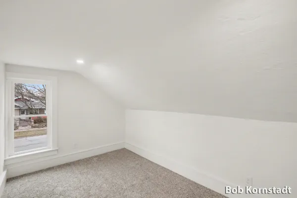 $384,900 | 319 North Rowe Street, Ludington, MI 49431