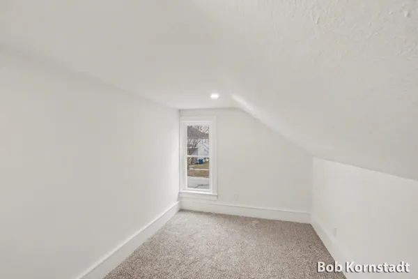 $384,900 | 319 North Rowe Street, Ludington, MI 49431