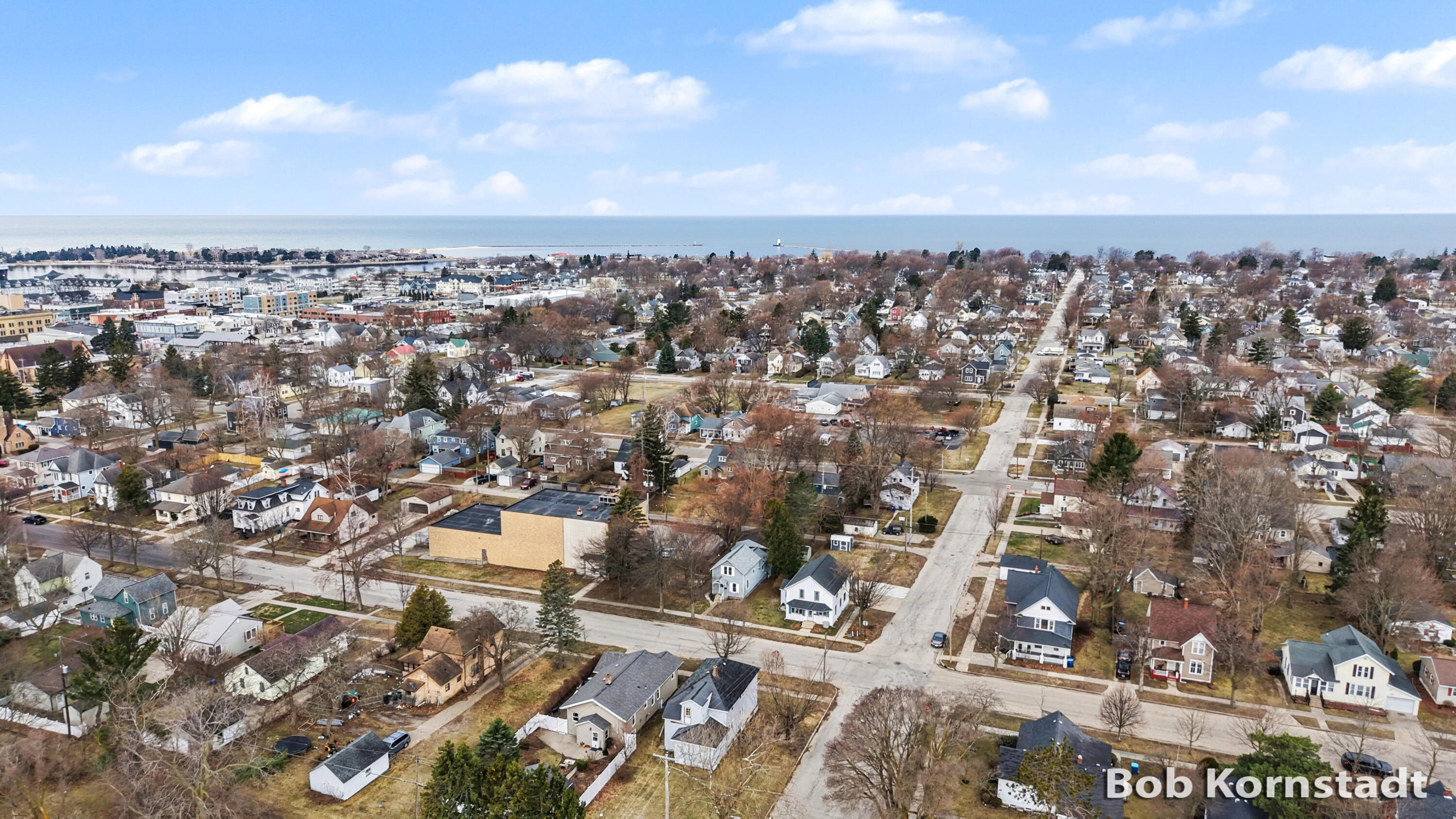 319 North Rowe Street Ludington, MI 49431 - Photo 39 of 40 DJI_20260331102601_0002_D
