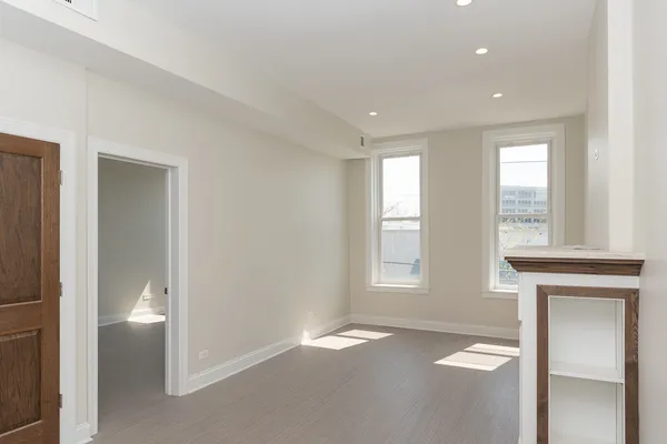 $3,200 | 1637 North Clybourn Avenue, Unit 2F, Chicago, IL 60614