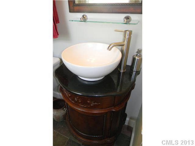 6508 Williams Road Charlotte, NC 28215 - Photo 8 of 16 Gallery Image 8