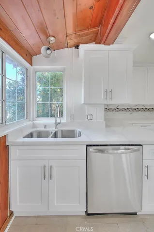 $3,900 | 145 South Vista Grande, Unit A, Anaheim Hills, CA 92807