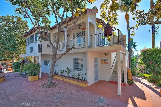 $3,900 | 145 South Vista Grande, Unit A, Anaheim Hills, CA 92807