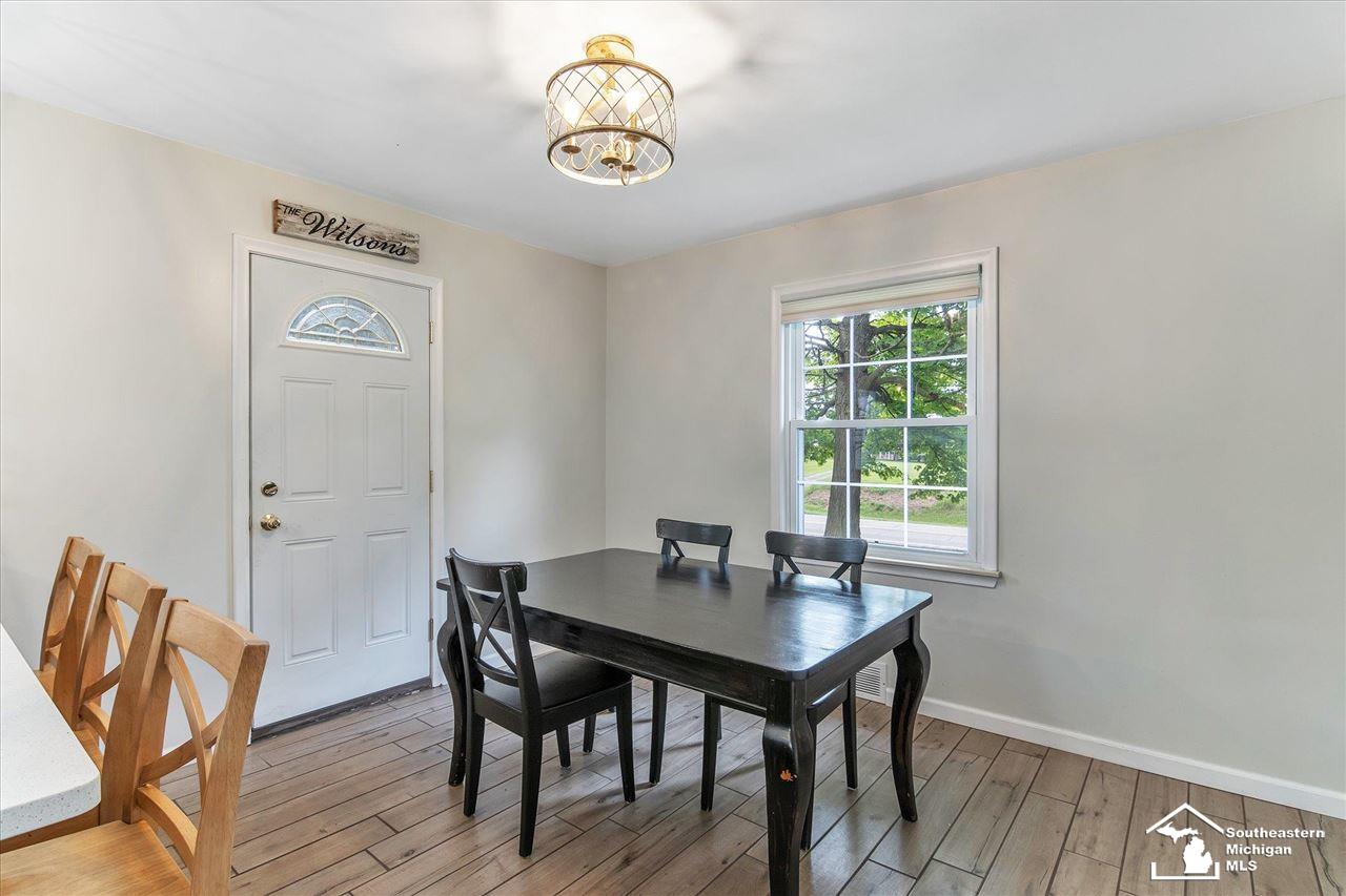 2775 North Hickory Ridge Road Highland, MI 48357 - Photo 10 of 41