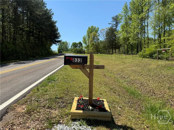 $277,400 | 832 Stone Stewart Road, Hull, GA 30646
