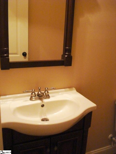 735 Waterbrook Lane Greer, SC 29651 - Photo 10 of 33 Gallery Image 10