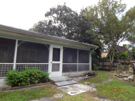 5245 2nd Road Lake Worth, FL 33467 - Photo 14 of 18 DSCN6521
